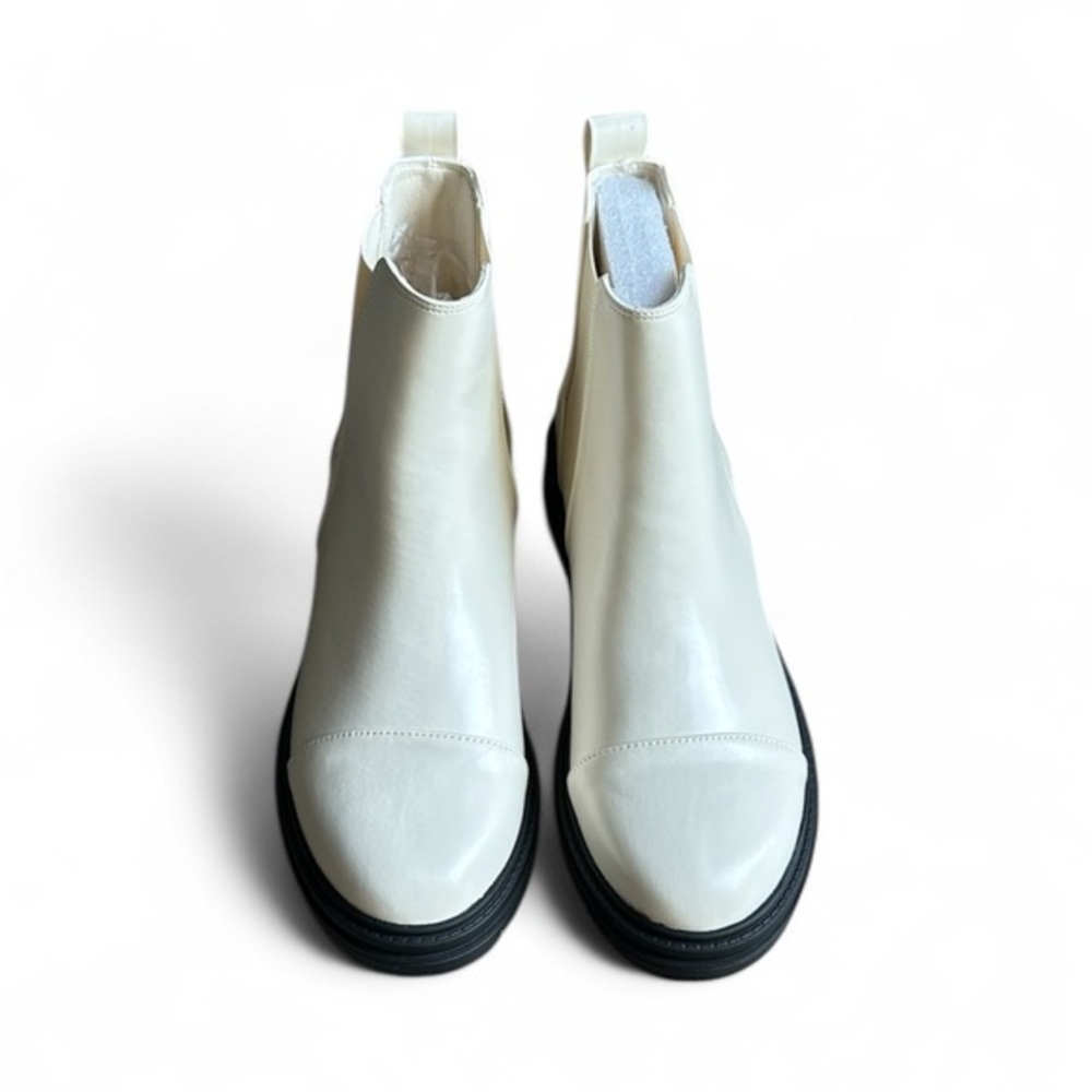 White Chunky Chelsea Boots Lug Sole Platform Booties | Boutique 10